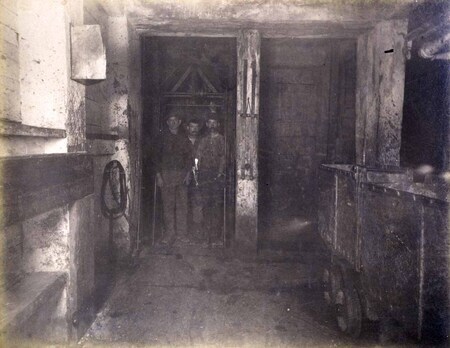 High ore 400 ft. level Housing Station